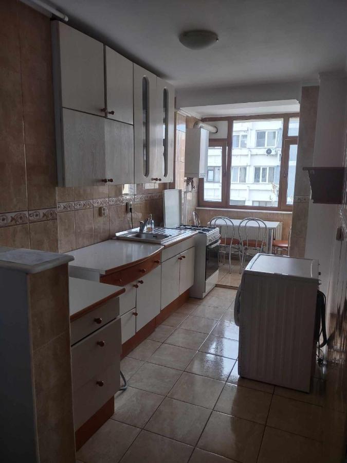 Apartament Ultracentral Apartment Питещ Екстериор снимка