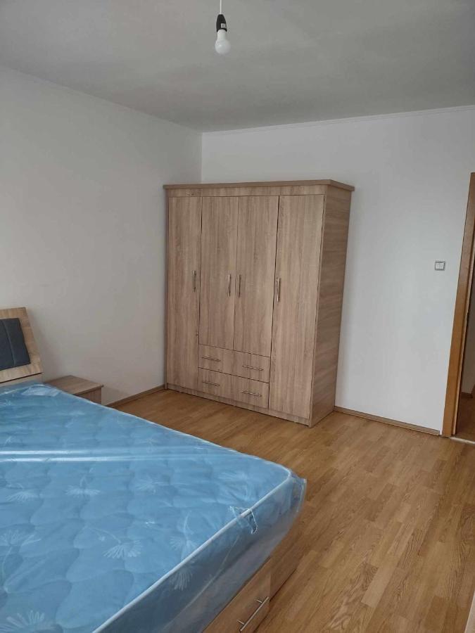 Apartament Ultracentral Apartment Питещ Екстериор снимка