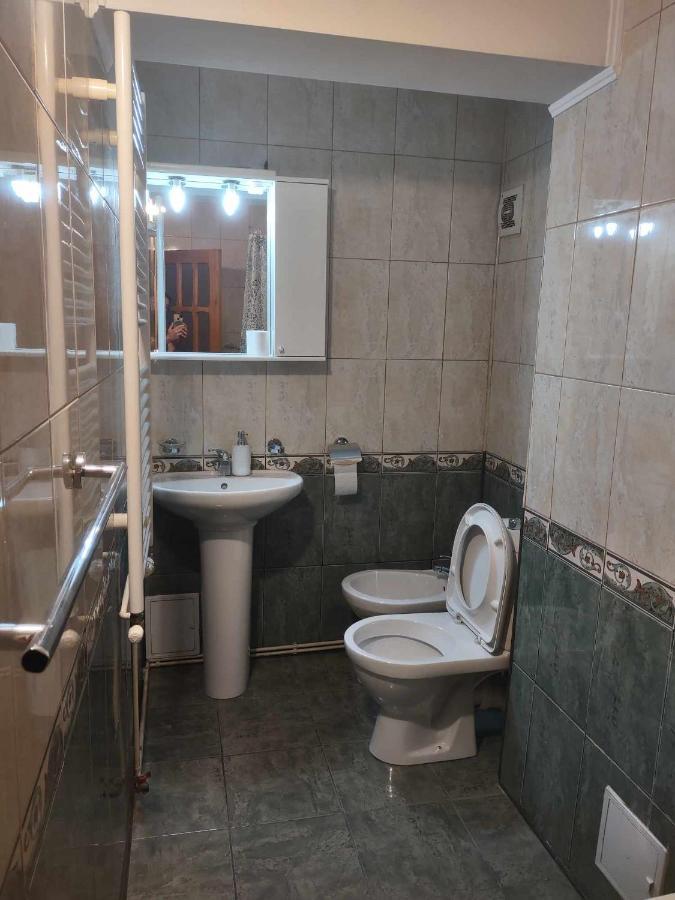 Apartament Ultracentral Apartment Питещ Екстериор снимка